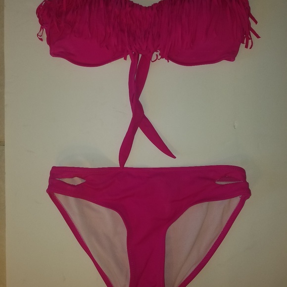 Unbranded Other - EUC Hot Pink Fringed Bikini Large